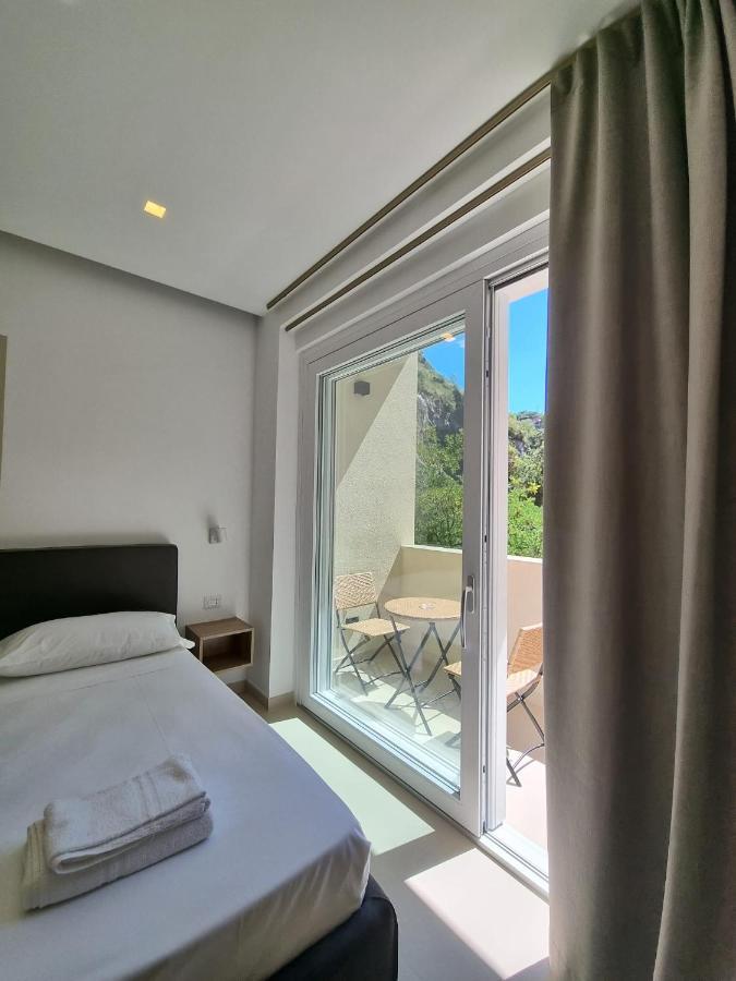 Marea Retreat Rooms Marina di Camerota Exteriör bild