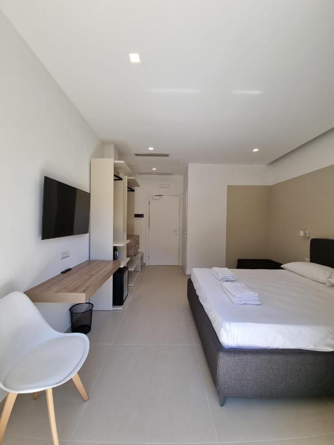 Marea Retreat Rooms Marina di Camerota Exteriör bild